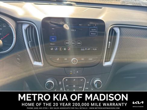 Used 2023 Chevrolet Malibu LT image 21