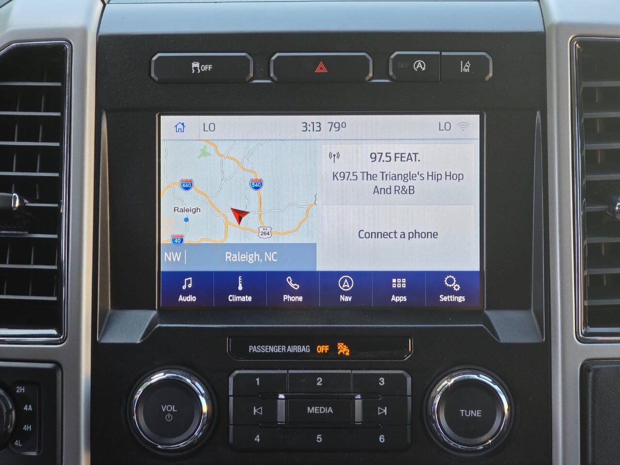 Used 2020 Ford F150 Lariat AWD/4WD image 24