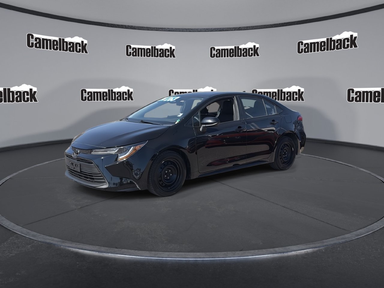Used 2023 Toyota Corolla LE FWD image 3