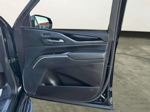 Used 2024 Cadillac Escalade Sport image 17