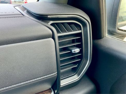 Certified 2022 GMC Sierra 1500 Elevation image 51