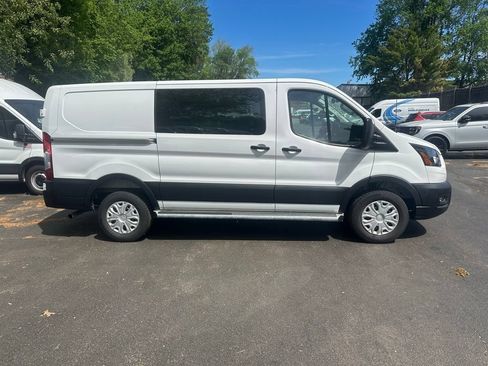 Used 2025 Ford Transit 250 Low Roof w/ Exterior Upgrade Package RWD image 4