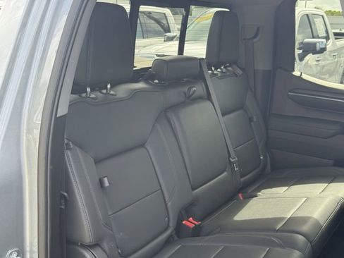 Used 2023 GMC Sierra 1500 SLT w/ SLT Premium Package RWD image 33