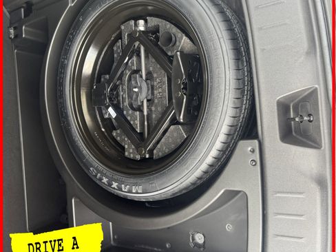 Used 2022 Chevrolet Blazer LT image 6