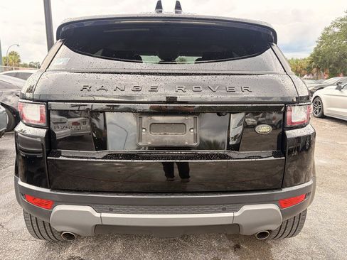 Used 2018 Land Rover Range Rover Evoque SE AWD/4WD image 5