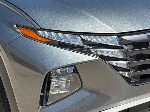 Used 2023 Hyundai Tucson SEL w/ Convenience Package FWD image 4