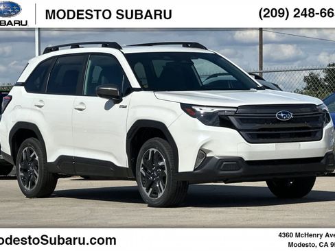 New 2026 Subaru Forester Premium AWD/4WD image 1