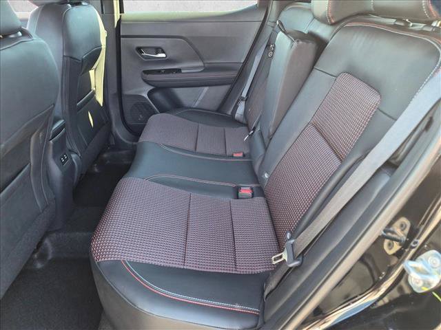 Certified 2025 Nissan Kicks SR FWD image 24