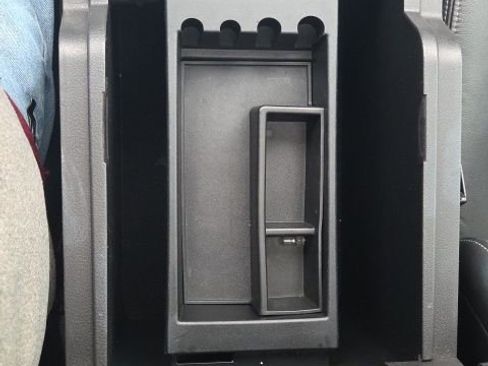 Used 2015 Ford F350 Lariat w/ Lariat Ultimate Package image 33