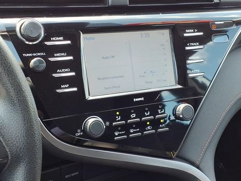 Certified 2020 Toyota Camry LE FWD image 22