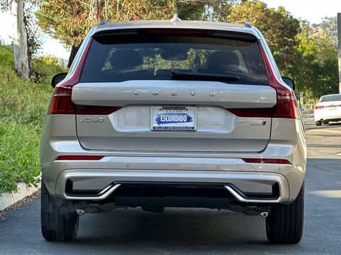 New 2026 Volvo XC60 B5 Plus AWD/4WD image 5