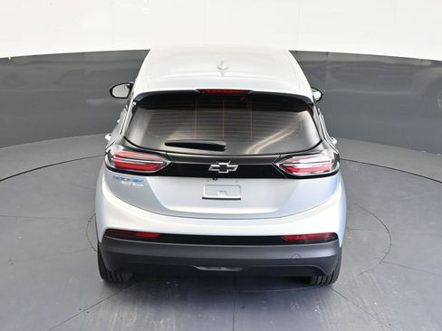 Used 2023 Chevrolet Bolt LT FWD image 14