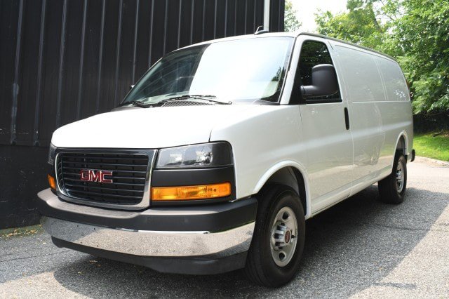 Used 2025 GMC Savana 2500 w/ Driver Convenience Package RWD image 1