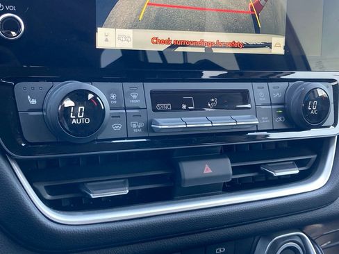 Certified 2024 Toyota Grand Highlander XLE image 26