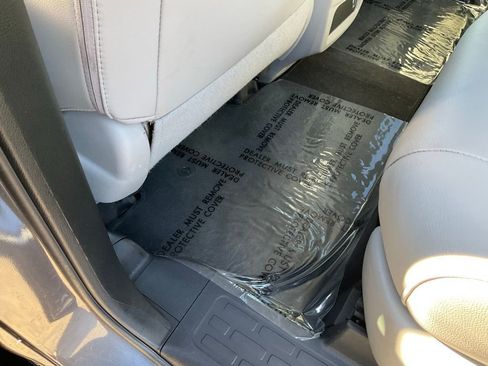 Used 2021 Honda Pilot EX-L image 27