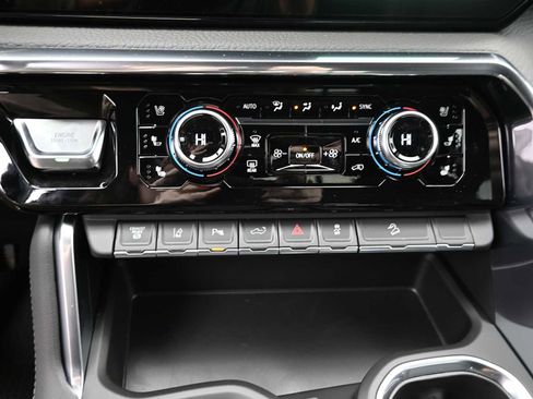 New 2026 GMC Sierra 2500 Denali w/ Denali Reserve Package image 9