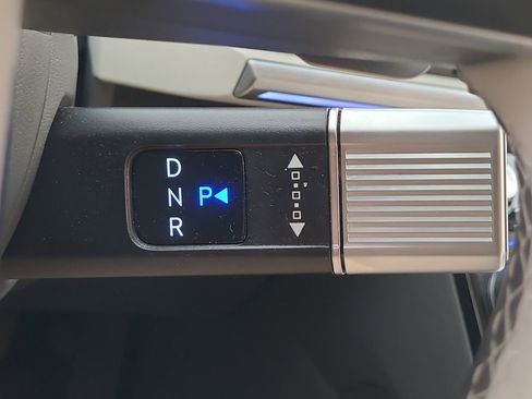 Used 2025 Hyundai Santa Fe Calligraphy image 24