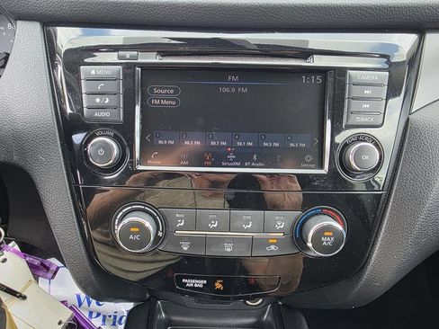 Used 2019 Nissan Rogue Sport S FWD image 20