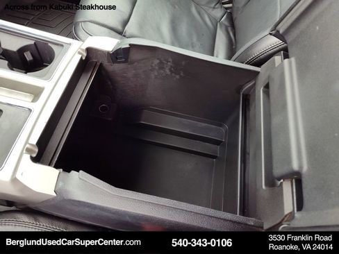 Used 2017 Ford F150 Lariat image 31