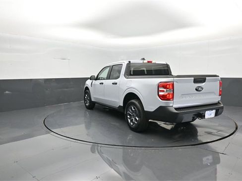 New 2026 Ford Maverick XLT image 5