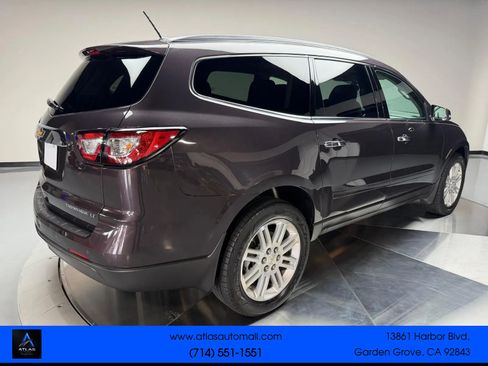 Used 2015 Chevrolet Traverse LT w/ Style and Technology Package AWD/4WD image 2