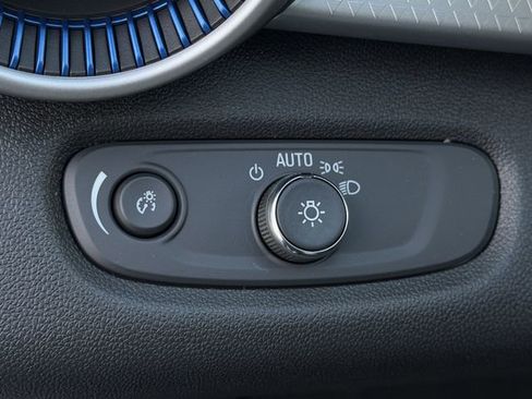 New 2026 Chevrolet Trax LS w/ Driver Confidence Package image 15