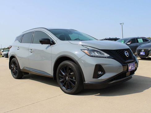 Used 2021 Nissan Murano SL image 3