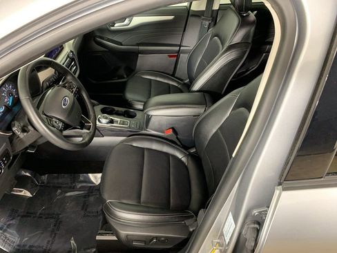 Used 2022 Ford Escape SEL image 28