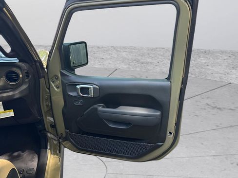 New 2026 Jeep Gladiator Willys AWD/4WD image 38