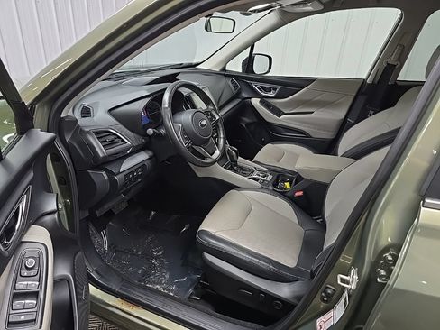 Used 2019 Subaru Forester Limited AWD/4WD image 29