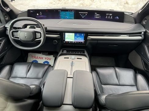 Used 2025 Lincoln Navigator Reserve w/ Jet Appearance Package AWD/4WD image 30
