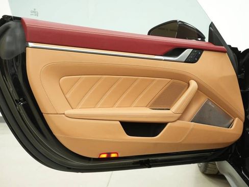Certified 2025 Porsche 911 Carrera 4 GTS AWD/4WD image 26