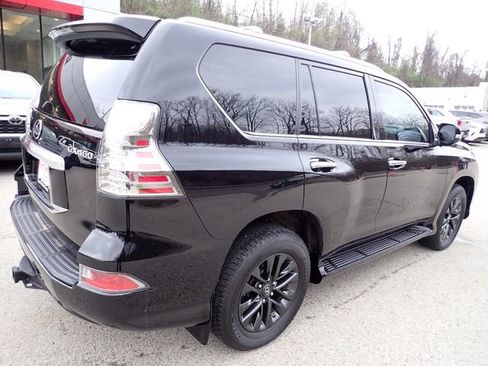 Used 2023 Lexus GX 460 Premium w/ Premium Plus Package image 4