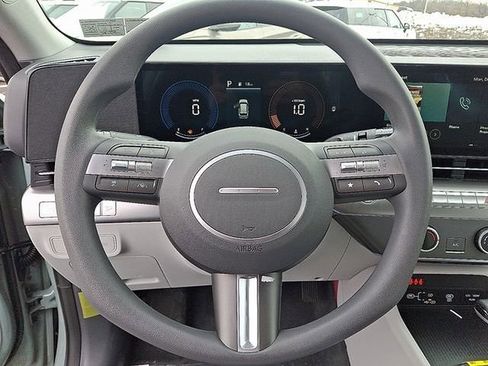 New 2026 Hyundai Kona SE image 9