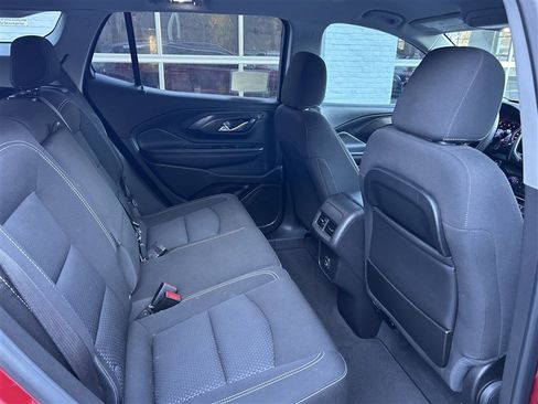 Used 2022 GMC Terrain SLE w/ Driver Convenience Package image 12