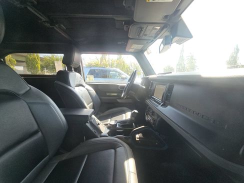 Used 2022 Ford Bronco Black Diamond AWD/4WD image 10