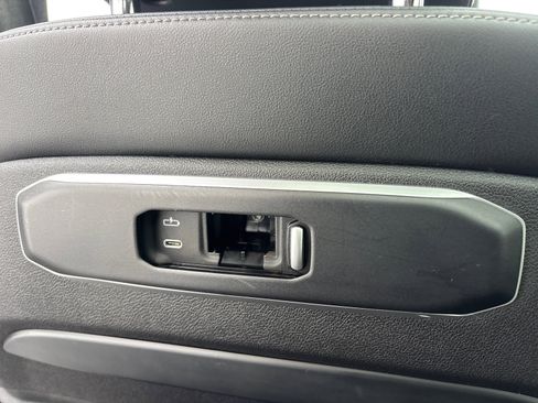 Used 2023 BMW X7 xDrive40i w/ M Sport Package image 33