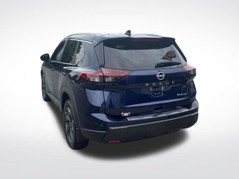 Used 2024 Nissan Rogue SV w/ SV Premium Package AWD/4WD image 5