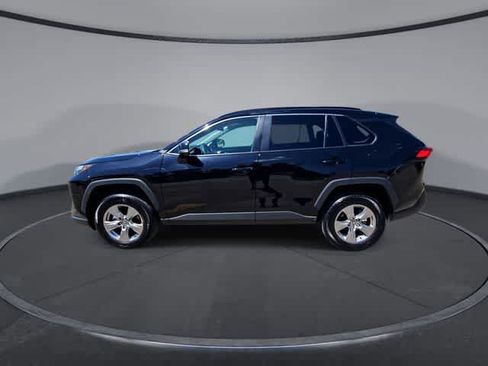 Used 2025 Toyota RAV4 XLE FWD image 5