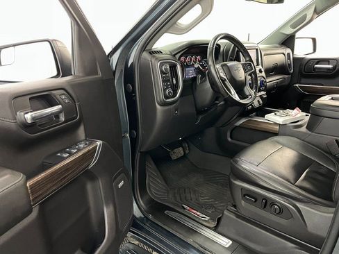 Certified 2021 Chevrolet Silverado 1500 LT Trail Boss w/ Convenience Package II image 23