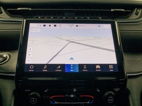 Certified 2023 Jeep Grand Cherokee Limited w/ Black Appearance Package image 14