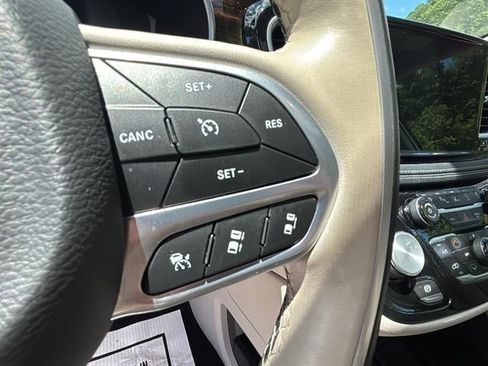 Used 2021 Chrysler Pacifica Limited w/ Premium & Safety Sphere Group AWD/4WD image 18