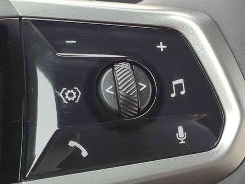 New 2026 BMW 530i xDrive w/ M Sport Package image 27