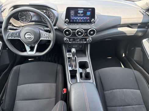 Used 2025 Nissan Sentra SR FWD image 26