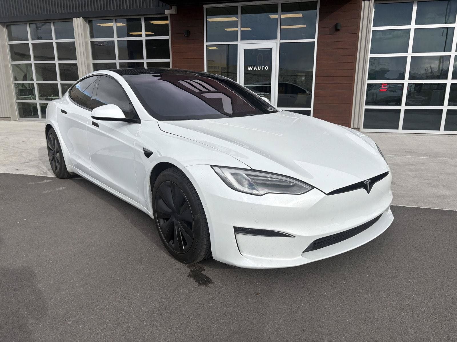 Used 2022 Tesla Model S AWD/4WD image 2