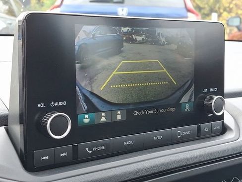 Used 2025 Honda Accord SE image 19