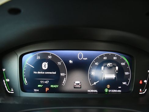 Certified 2025 Honda Civic Sport Touring image 11