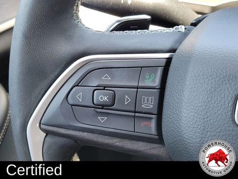 Used 2023 Jeep Grand Cherokee Limited w/ Luxury Tech Group II RWD image 30