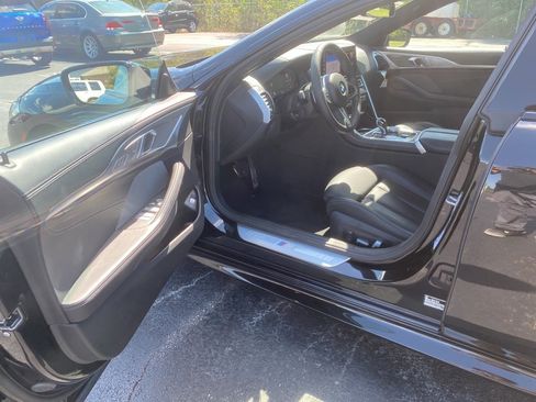 Used 2025 BMW 840i w/ Driving Assistance Package image 10