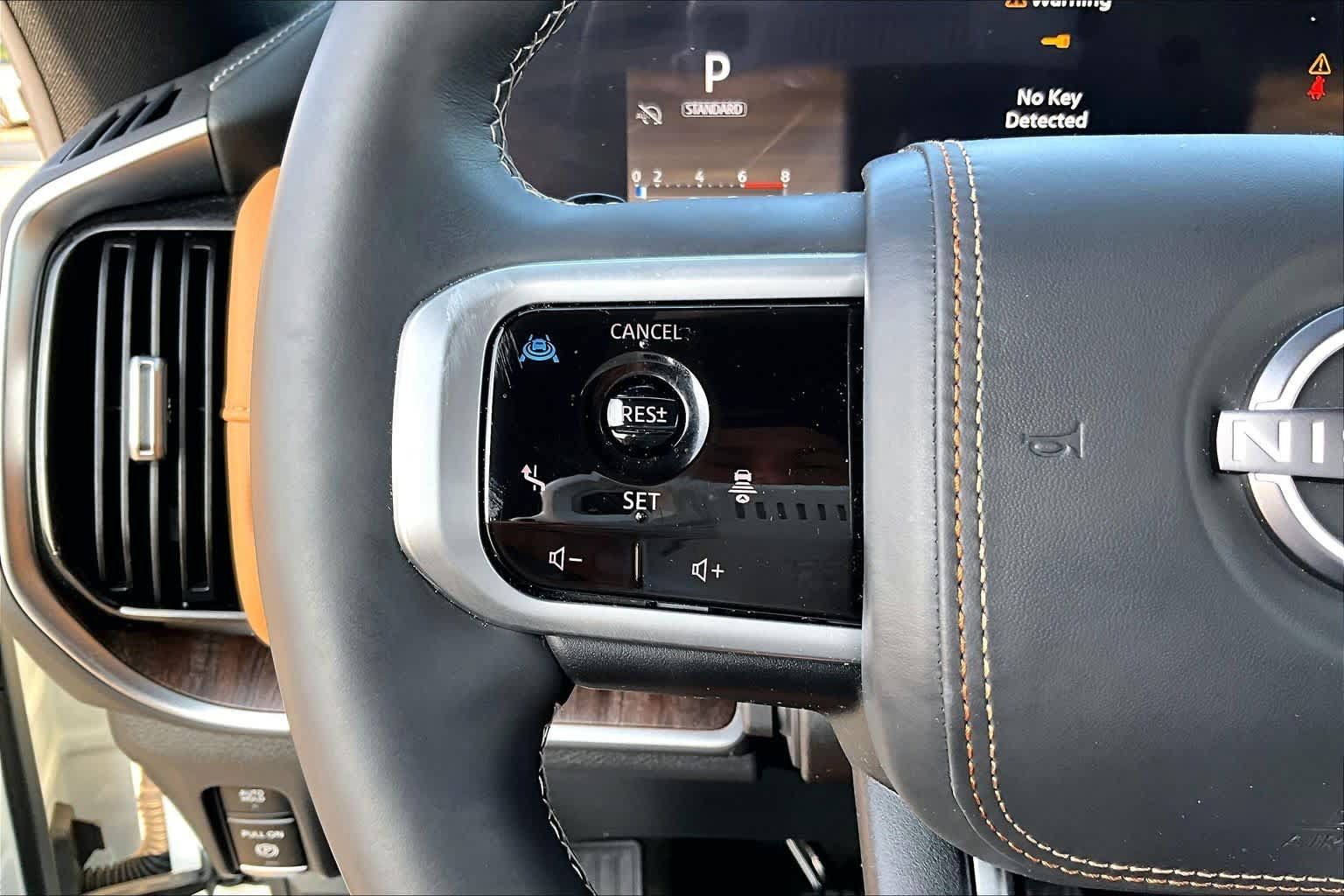Used 2025 Nissan Armada Platinum Reserve RWD image 22